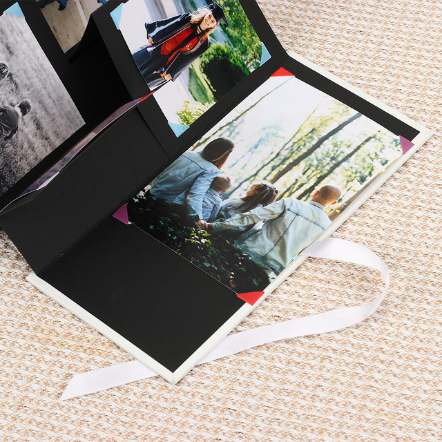 ألبوم الصور المصنوع من مصنع غلاف الورق المتين للبيع الساخن الشعار المخصص لطي ملون لعيد الميلاد وحفل الزفاف 1000pcs