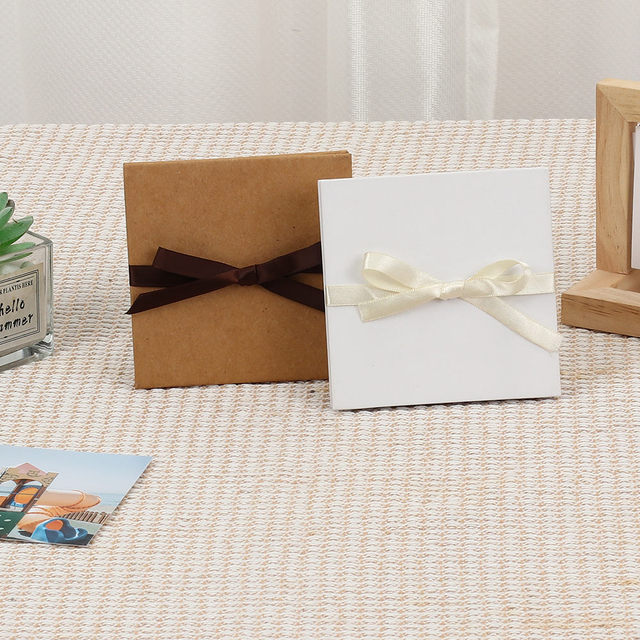 شعار مخصص بالجملة كرافت الورقية الشريط العقدة قابلة للطي ألبوم ألبوم ألبوم الذاكرة لذاكرة التخرج عائلة طفل